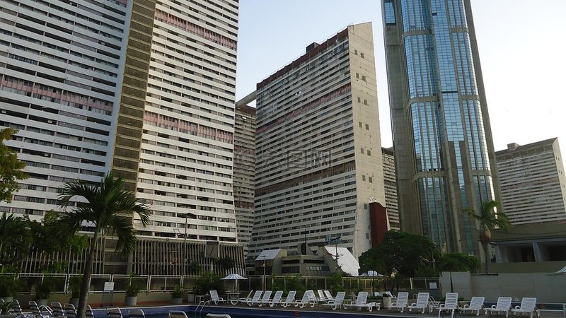 目前市场上，酒店价格对比软件主要分为以下几类：
